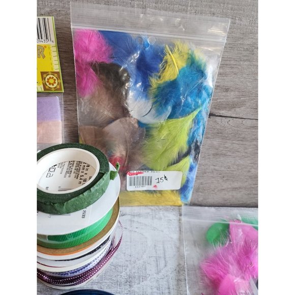 3D Lot Scrapbook Embellishments Ribbons Petals Feathers Flowers Retired NEW #49 - Picture 8 of 14